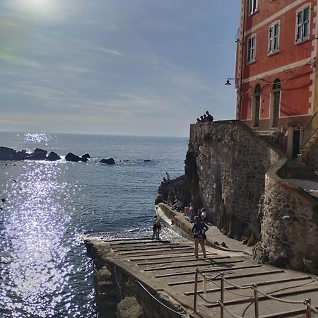 ラ・スペツィアCasa Vacanze Tita La Tua Base Per Visitare Il Mare Delle Cinque Terreアパートメント エクステリア 写真