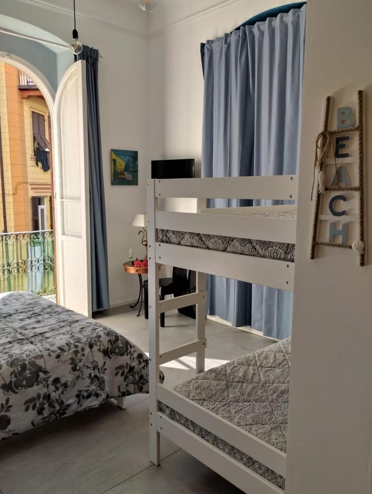 ラ・スペツィアCasa Vacanze Tita La Tua Base Per Visitare Il Mare Delle Cinque Terreアパートメント エクステリア 写真