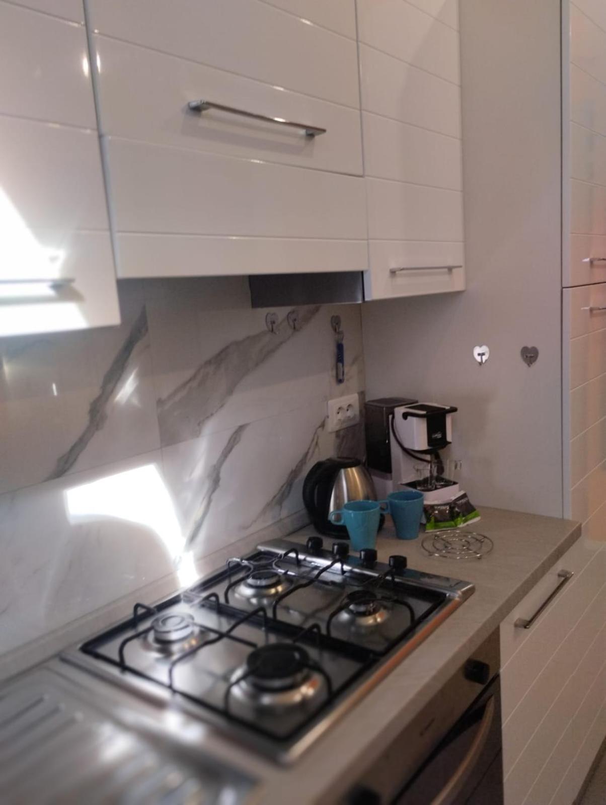 ラ・スペツィアCasa Vacanze Tita La Tua Base Per Visitare Il Mare Delle Cinque Terreアパートメント エクステリア 写真